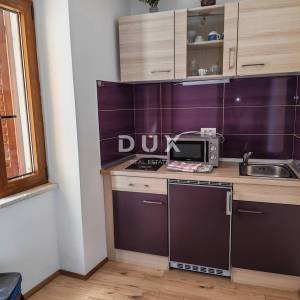  ISTRA, ROVINJ - Nekretnina uz more s nezaboravnim pogledom!