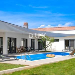 ISTRA, ROVINJ - Novosagrađena moderna prizemnica smještena u mirnom okruženju