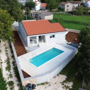 ISTRA, ROVINJ, OKOLICA - Predivna novogradnja nedaleko Rovinja