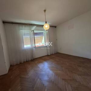 ISTRA, ROVINJ - Stan u blizini centra, terasa, 350 m od mora