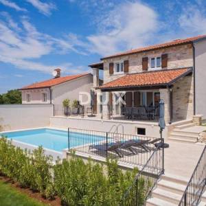 ISTRA, SVETI LOVREČ – Moderna vila s pogledom na more i bazenom u mirnom dijelu Istre