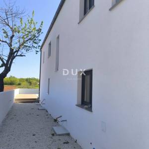 ISTRA, SVETVINČENAT - Kuća s bazenom i garažom u srcu Istre
