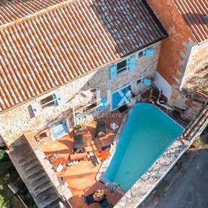 ISTRA, SVETVINČENAT - Mediteranska kamena kuća s bazenom 