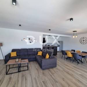 ISTRA, SVETVINČENAT - Moderna prizemnica s bazenom, okružena prirodom