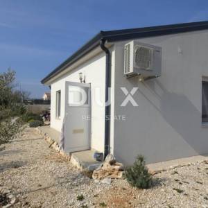ISTRA, TINJAN - Moderna prizemnica s bazenom, novogradnja