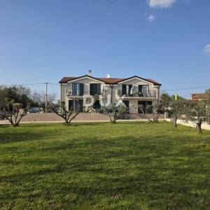ISTRA, UMAG - Moderna i novosagrađena kuća s 4 identična aprtmana
