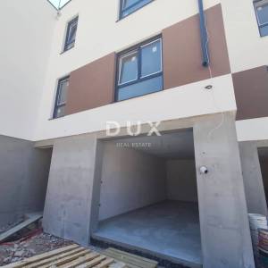 ISTRA, VALDEBEK – Penthouse u novogradnji