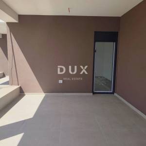 ISTRA, VALDEBEK - Penthouse u novogradnji