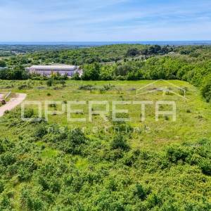 Istra, Višnjan – Atraktivno zemljište 1.265 m² s pogledom na more