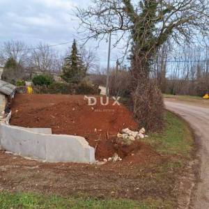 ISTRA,GRAČIŠĆE - Zemljište u centru naselja