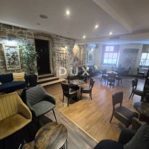 ISTRA,ROVINJ - Predivan uhodani caffe bar u srcu Rovinja
