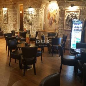 ISTRA,ROVINJ - Predivan uhodani caffe bar u srcu Rovinja