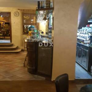ISTRA,ROVINJ - Predivan uhodani caffe bar u srcu Rovinja