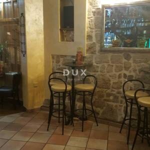ISTRA,ROVINJ - Predivan uhodani caffe bar u srcu Rovinja