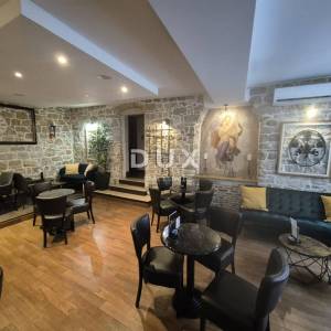 ISTRA,ROVINJ - Predivan uhodani caffe bar u srcu Rovinja