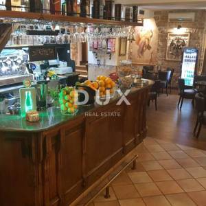 ISTRA,ROVINJ - Predivan uhodani caffe bar u srcu Rovinja