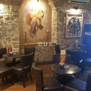 ISTRA,ROVINJ - Predivan uhodani caffe bar u srcu Rovinja