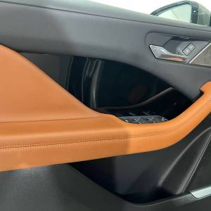 Jaguar I-Pace EV 400 AWD - 3 godine jamstva