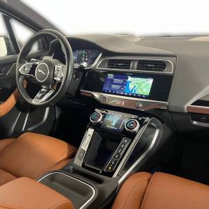 Jaguar I-Pace EV 400 AWD - 3 godine jamstva