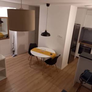 Jarun, novoadaptiran 2S stan, 3 kat/lift, odlična lokacija, od 01.06.