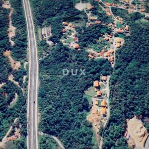 JURDANI, BREŠCA- zemljište 19613m2 (građevinsko 4122 m2) S LOKACIJSKOM DOZVOLOM!!! za stambenu zgradu-stanove /poslovnu stamben...