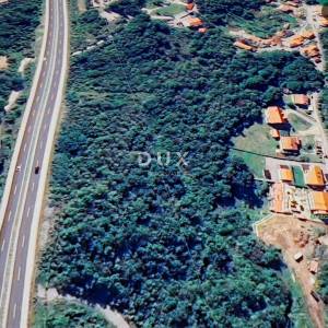 JURDANI, BREŠCA- zemljište 19613m2 (građevinsko 4122 m2) S LOKACIJSKOM DOZVOLOM!!! za stambenu zgradu-stanove /poslovnu stamben...