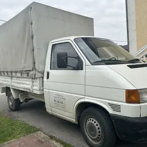 Kamion, otvoreno s ceradom