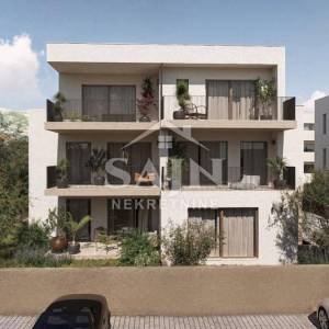 Kaštela/Poslovni prostor 50 m od mora 