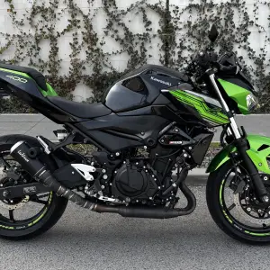 Kawasaki Z400, A2