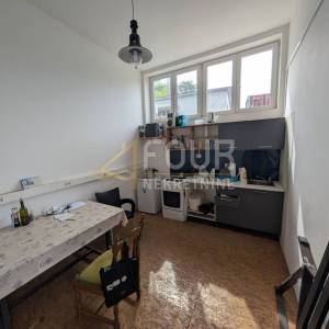 Klana, 115m2, poslovni prostor - hala+ured