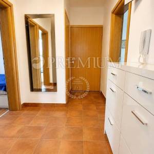 Klimno, Krk – apartman s terasom i pogledom na more!