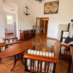 Klimno, Krk – apartman s terasom i pogledom na more!