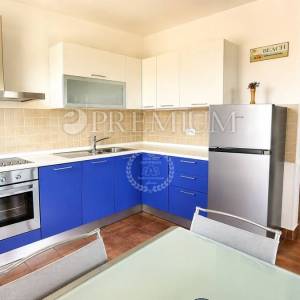 Klimno, Krk – apartman s terasom i pogledom na more!