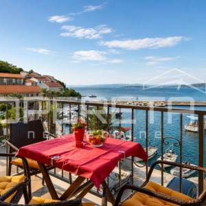 Korčula, dva apartmana s pogledom i velikom terasom