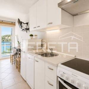 Korčula, dva apartmana s pogledom i velikom terasom