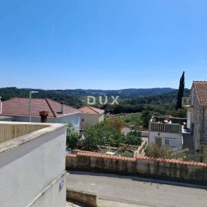 KORČULA, SV. ANTUN - stanu u prizemlju u atraktivnom naselju 66,74m2!