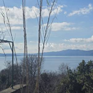 KOSTRENA, ROŽMANIĆI- građevinsko zemljište 1750m2 s panoramskim pogledom na more za obiteljsku villu / stambenu zgradu stanove ...