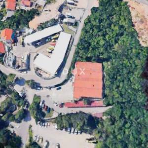 KOSTRENA, URINJ- poslovna zgrada/ prostor za razne djelatnosti 428m2 + parking/dvorište 428m2
