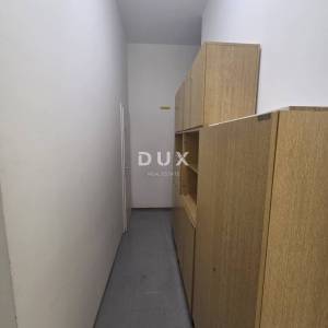 KOSTRENA, URINJ- poslovna zgrada/ prostor za razne djelatnosti 428m2 + parking/dvorište 428m2