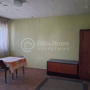 Kraljevec na Sutli/stambeno-poslovni objekt/226m2 tlocrtno+hala 194m2