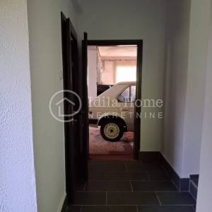 Kraljevec na Sutli/stambeno poslovni objekt 166m2 tlocrtno