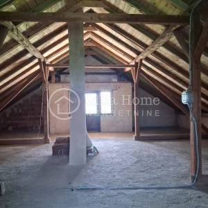 Kraljevec na Sutli/stambeno poslovni objekt 166m2 tlocrtno