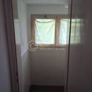 Kraljevec na Sutli/stambeno poslovni objekt 166m2 tlocrtno
