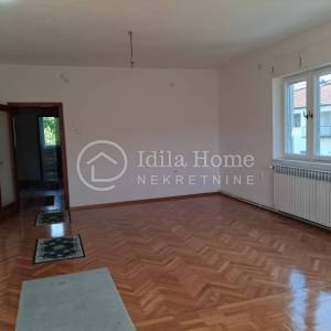 Kraljevec na Sutli/stambeno poslovni objekt 166m2 tlocrtno