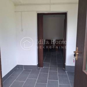 Kraljevec na Sutli/stambeno poslovni objekt 166m2 tlocrtno