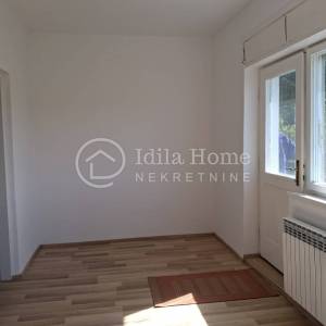 Kraljevec na Sutli/stambeno poslovni objekt 166m2 tlocrtno