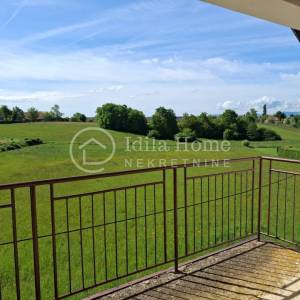 Kraljevec na Sutli/stambeno poslovni objekt 166m2 tlocrtno