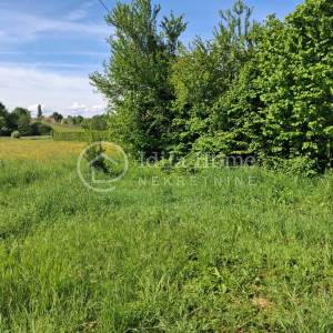 Kraljevec na Sutli/stambeno poslovni objekt 166m2 tlocrtno