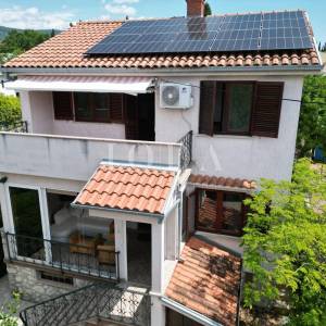 Kraljevica dvije kuće blizu mora