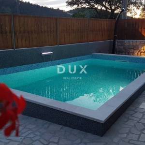 KRALJEVICA, KRIŽIŠĆE - Samostojeća kuća s bazenom i jacuzzijem, mirna lokacija, odličan prihod